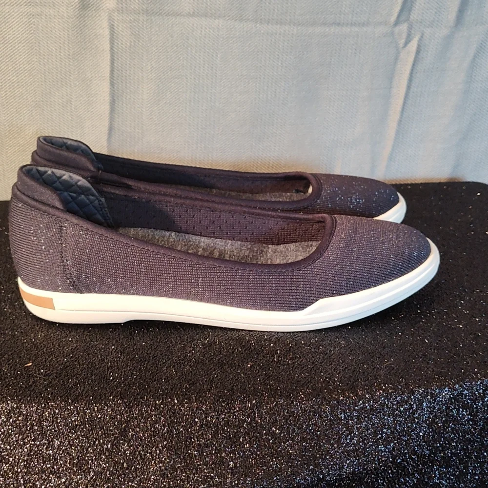 Dr. Scholl's Shoes - Picture 4 of 6